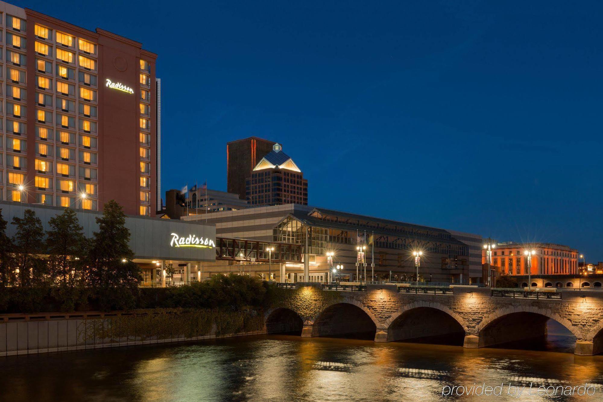 Rochester Riverside Hotel Exterior photo